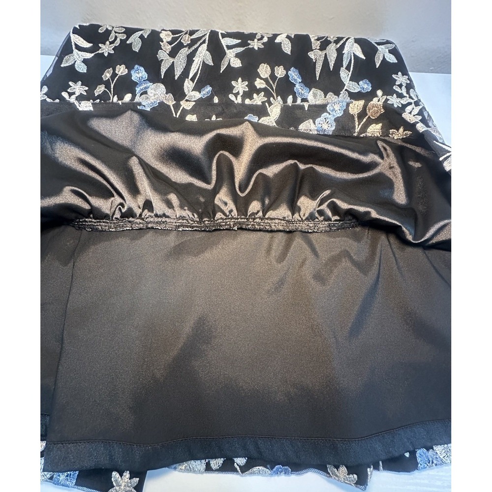 White House Black Market Dress Women's Size 8 Black Ivory Lace Lining Sleeveless - Picture 6 of 13